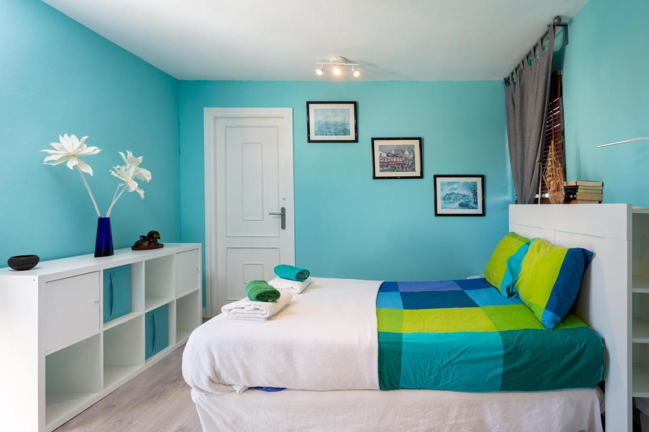 Home2Book Charming Sea Front House Эль-Эскобональ Экстерьер фото