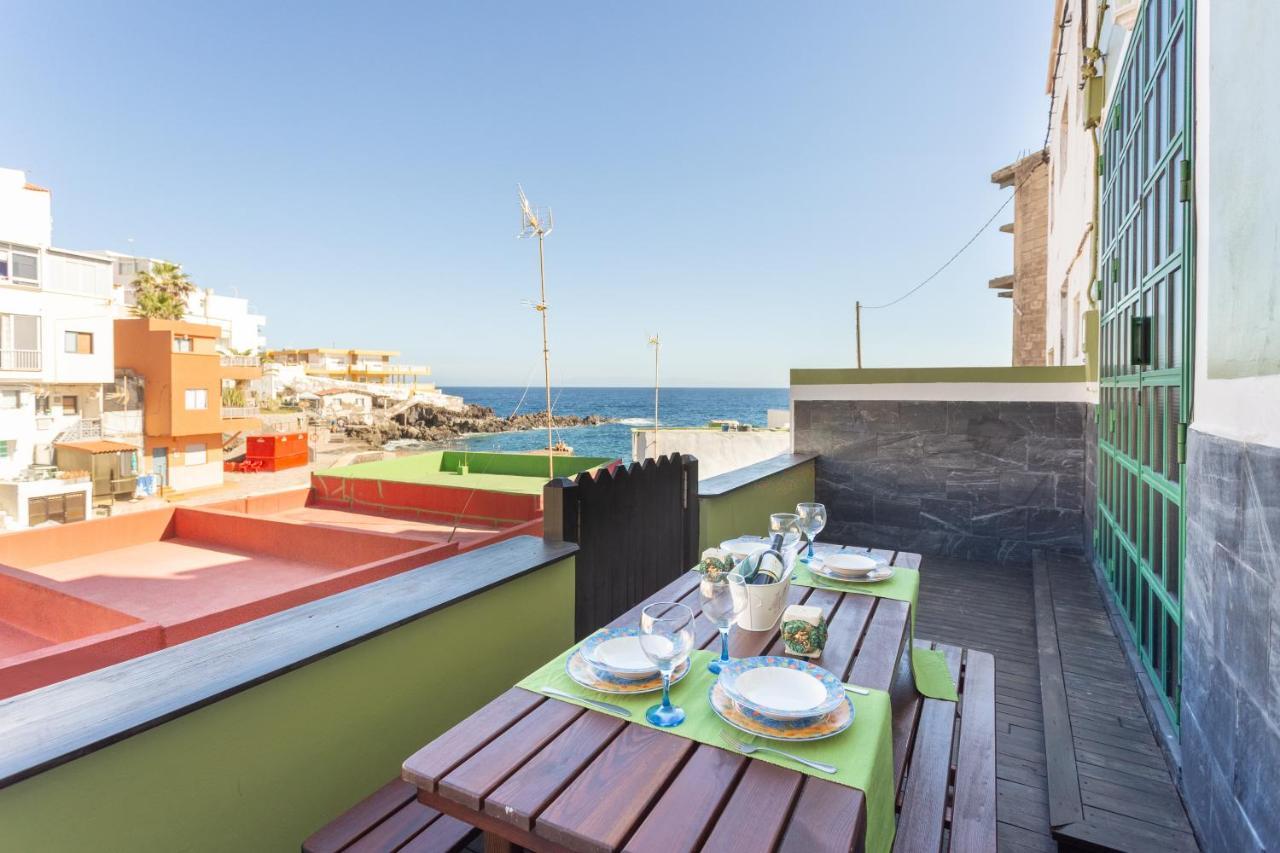 Home2Book Charming Sea Front House Эль-Эскобональ Экстерьер фото